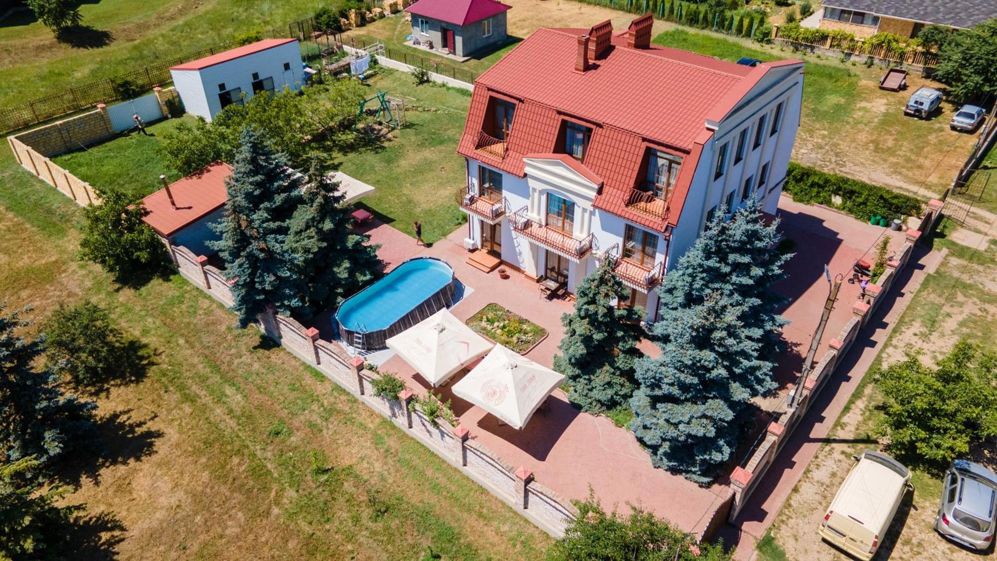 Dom Fedorovyh Hotel Sergeyevka Exterior foto