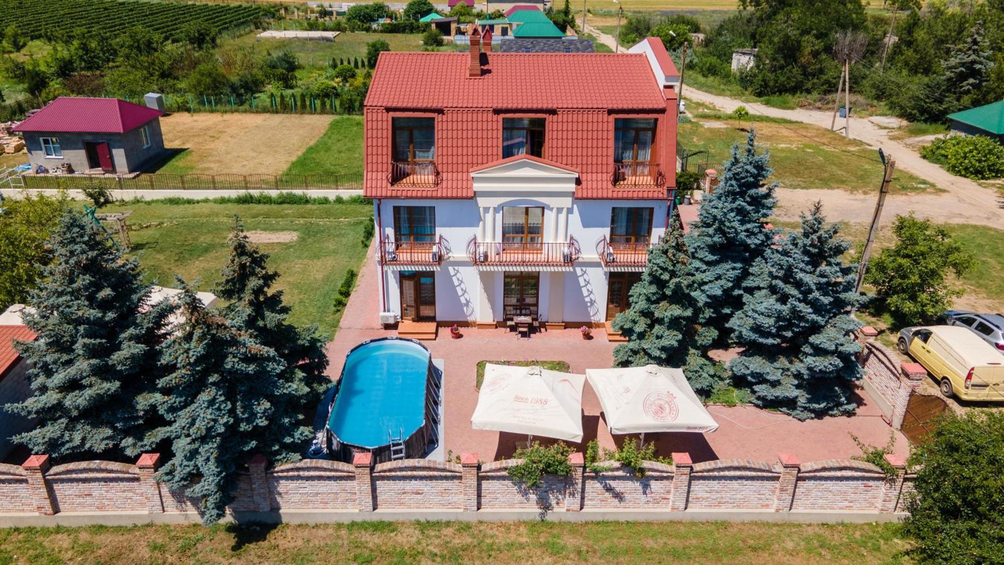Dom Fedorovyh Hotel Sergeyevka Exterior foto